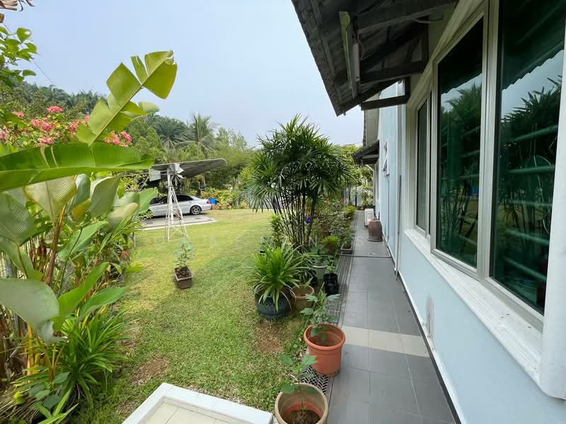 2-storey Terraced House for Sale in Bandar Puncak Alam (Puncak Alam) - Norafian SMH - Exterior - PropertyGuru.com.my