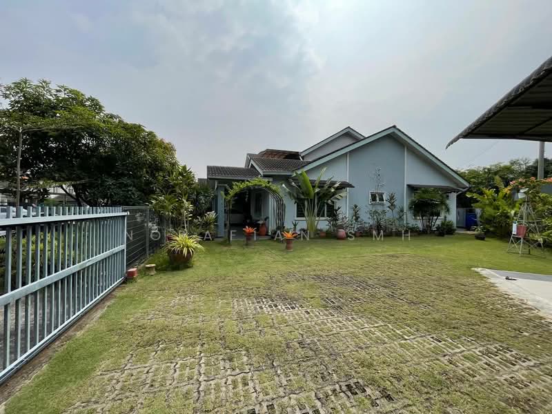 2-storey Terraced House for Sale in Bandar Puncak Alam (Puncak Alam) - Norafian SMH - Exterior - PropertyGuru.com.my