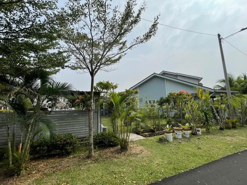 2-storey Terraced House for Sale in Bandar Puncak Alam (Puncak Alam) - Norafian SMH - Exterior - PropertyGuru.com.my