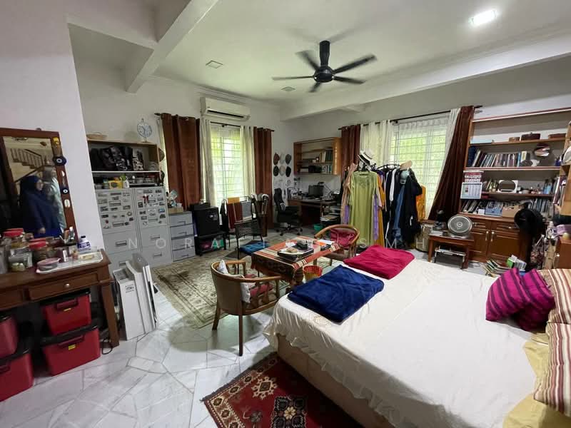 2-storey Terraced House for Sale in Bandar Puncak Alam (Puncak Alam) - Norafian SMH - PropertyGuru.com.my