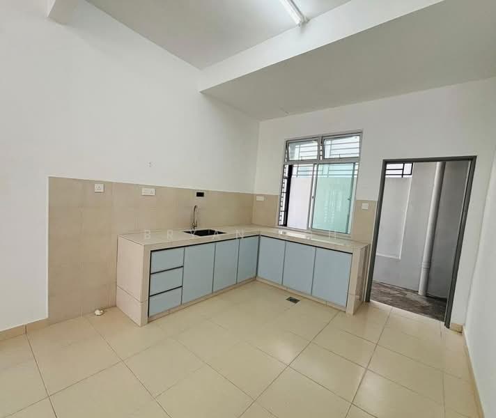 Cluster House for Rent in Pontian (Johor) - Bryan Goh - Kitchen - PropertyGuru.com.my