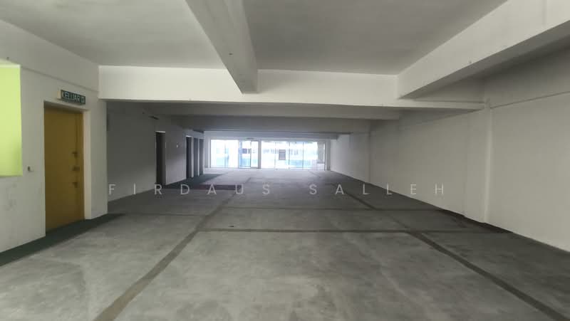 Shop for Rent in Bukit Jelutong (Shah Alam) - Firdaus Salleh - Interior - PropertyGuru.com.my
