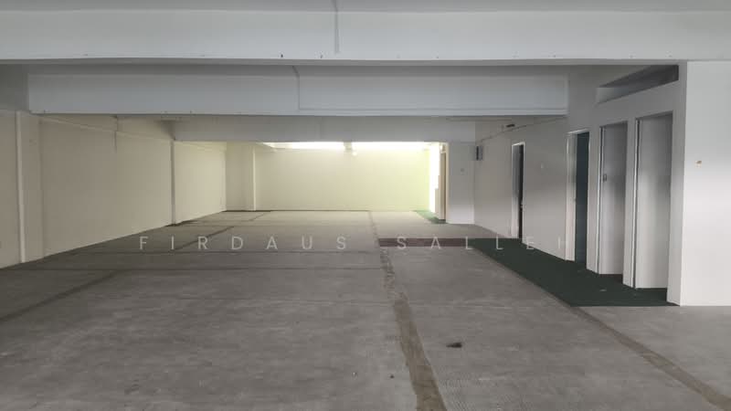 Shop for Rent in Bukit Jelutong (Shah Alam) - Firdaus Salleh - Interior - PropertyGuru.com.my
