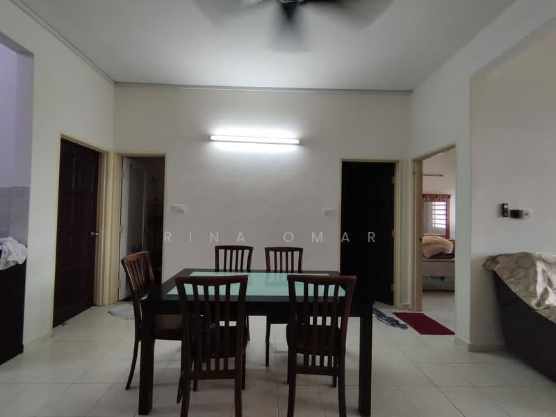 Pangsapuri untuk Dijual di Alpine Village - Rina Omar - Dining Room - PropertyGuru.com.my