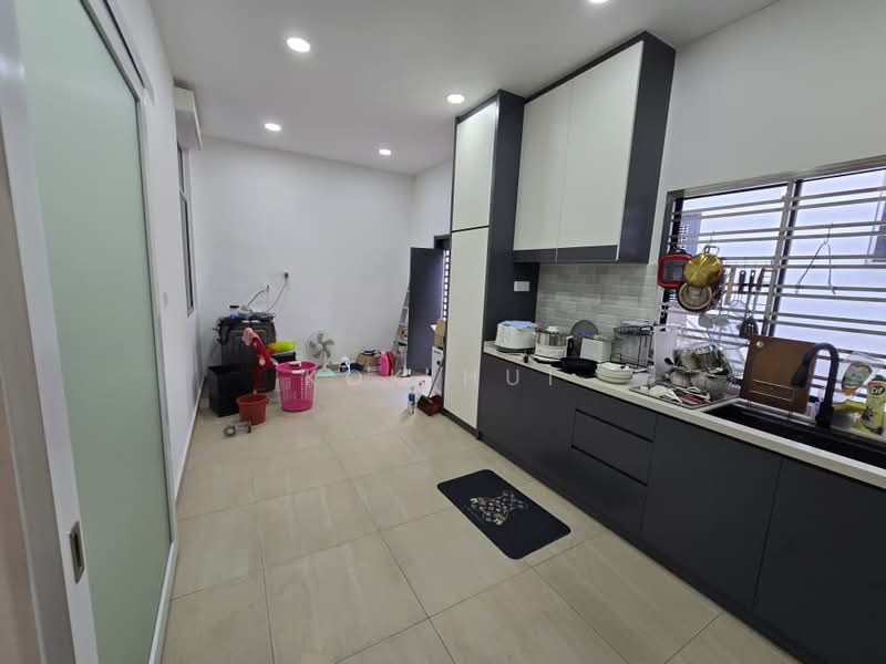 Rumah Teres 2-Tingkat untuk Dijual di Taman Impian Emas (Skudai) - Kok Hui - Kitchen - PropertyGuru.com.my