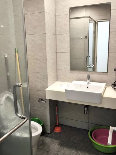 Condominium for Rent at Vivo Residential Suites - Ming Ju Li - Bathroom - PropertyGuru.com.my