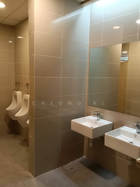 Retail Office for Rent in KL City Centre (Kuala Lumpur) - Cheong KL - Bathroom - PropertyGuru.com.my