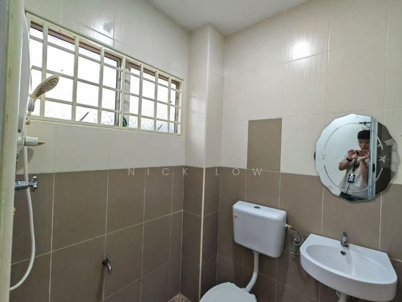 Rumah Teres 2-Tingkat untuk Disewa di Bukit Indah (Iskandar Puteri (Nusajaya)) - Nick Low - Bathroom - PropertyGuru.com.my