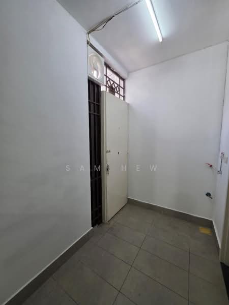 Cluster House for Rent in Eco Majestic (Semenyih) - Sam Hew - Interior - PropertyGuru.com.my
