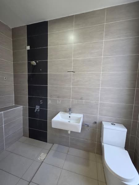 Cluster House for Rent in Eco Majestic (Semenyih) - Sam Hew - Bathroom - PropertyGuru.com.my