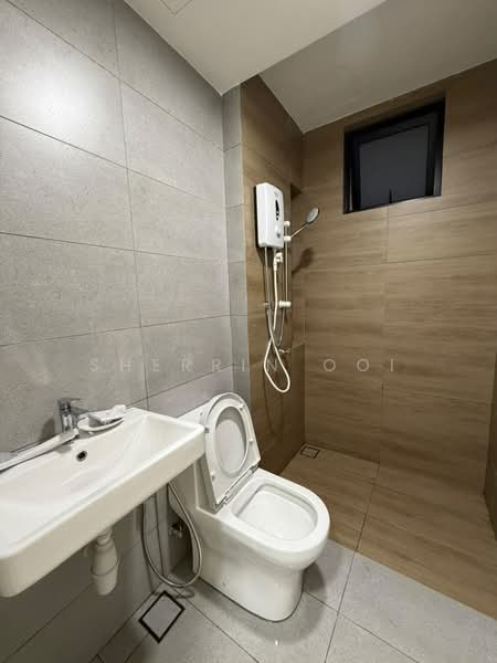 Service Residence for Rent at Vivo Executive Apartment - Sherrin Ooi - Bathroom - PropertyGuru.com.my