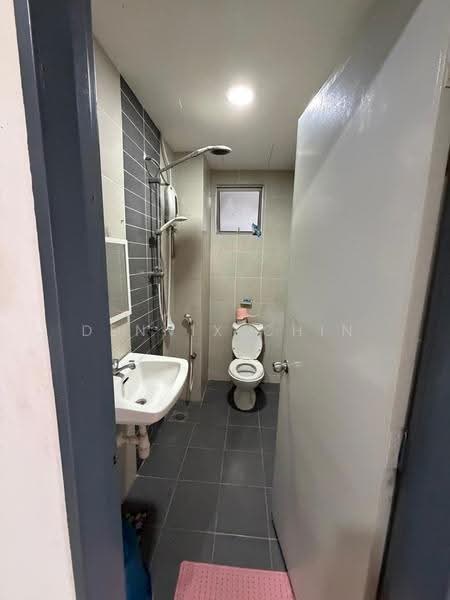 Pangsapuri untuk Disewa di Pangsapuri Damai - Dennix Chin - Bathroom - PropertyGuru.com.my