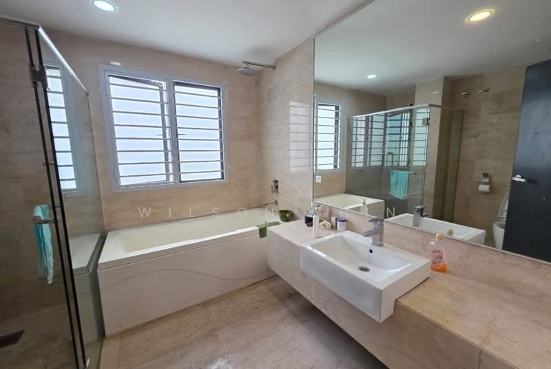 Semi-Detached House for Rent in Sutera Damansara (Damansara Damai) - Wilson Chin - Bathroom - PropertyGuru.com.my