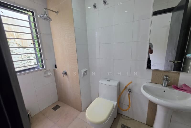 Semi-Detached House for Rent in Sutera Damansara (Damansara Damai) - Wilson Chin - Bathroom - PropertyGuru.com.my