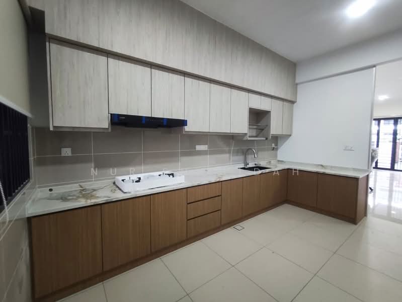 Rumah Teres 2-Tingkat untuk Disewa di Elmina (Shah Alam) - Nur Shahidah - PropertyGuru.com.my