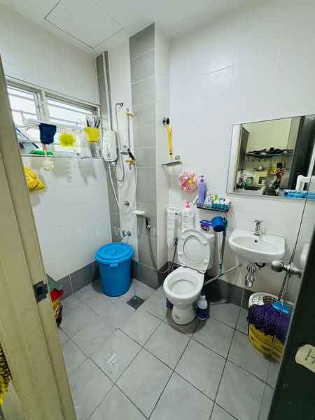 Rumah Teres 2-Tingkat untuk Dijual di Klang (Selangor) - Alwin Lee - Bathroom - PropertyGuru.com.my