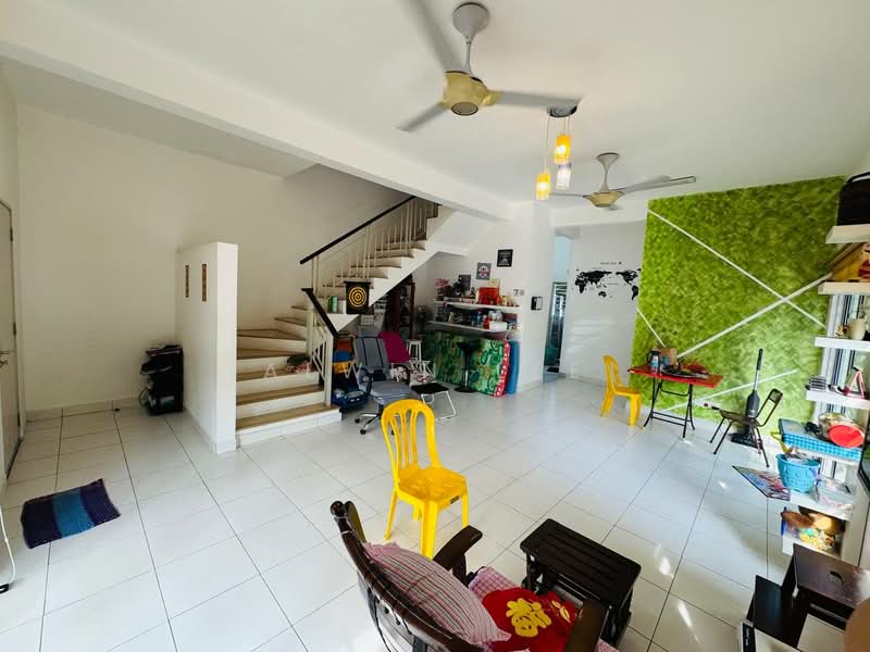 Rumah Teres 2-Tingkat untuk Dijual di Klang (Selangor) - Alwin Lee - Living Room - PropertyGuru.com.my
