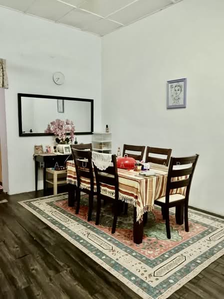 Rumah Teres 1-Tingkat untuk Dijual di Taman Bukti (Ampangan) - Sharul Ansari - Dining Room - PropertyGuru.com.my