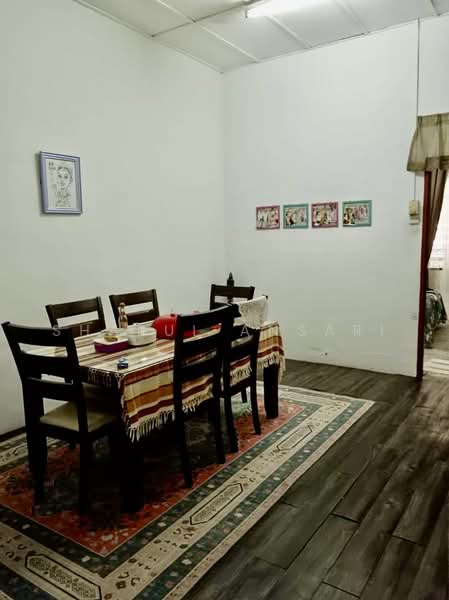 Rumah Teres 1-Tingkat untuk Dijual di Taman Bukti (Ampangan) - Sharul Ansari - Dining Room - PropertyGuru.com.my