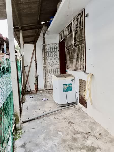 Rumah Teres 1-Tingkat untuk Dijual di Taman Bukti (Ampangan) - Sharul Ansari - Exterior - PropertyGuru.com.my