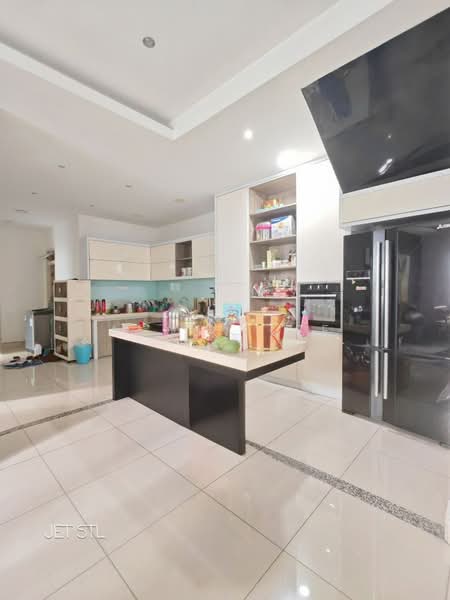 Cluster House for Sale in Setia Alam (Selangor) - Alwin Lee - Kitchen - PropertyGuru.com.my