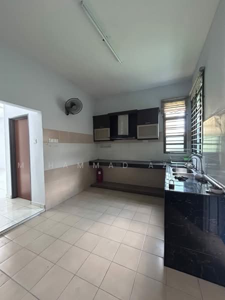 Semi-Detached House for Sale in Astana Permai (Kuantan) - Mohammad Azizi - Kitchen - PropertyGuru.com.my