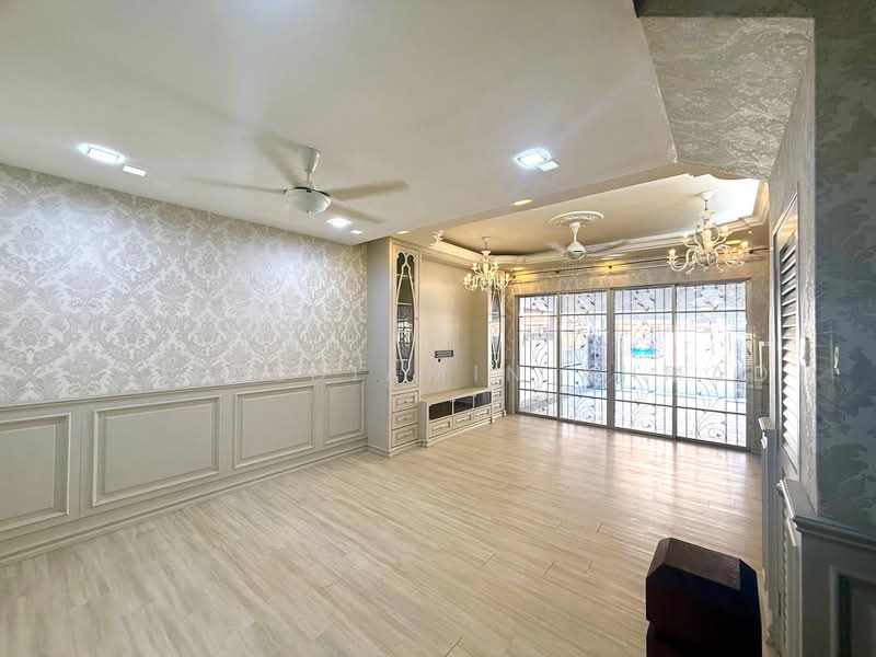 2-storey Terraced House for Sale in Bandar Baru Bangi (Selangor) - zaifuldiamin ahmad - Living Room - PropertyGuru.com.my