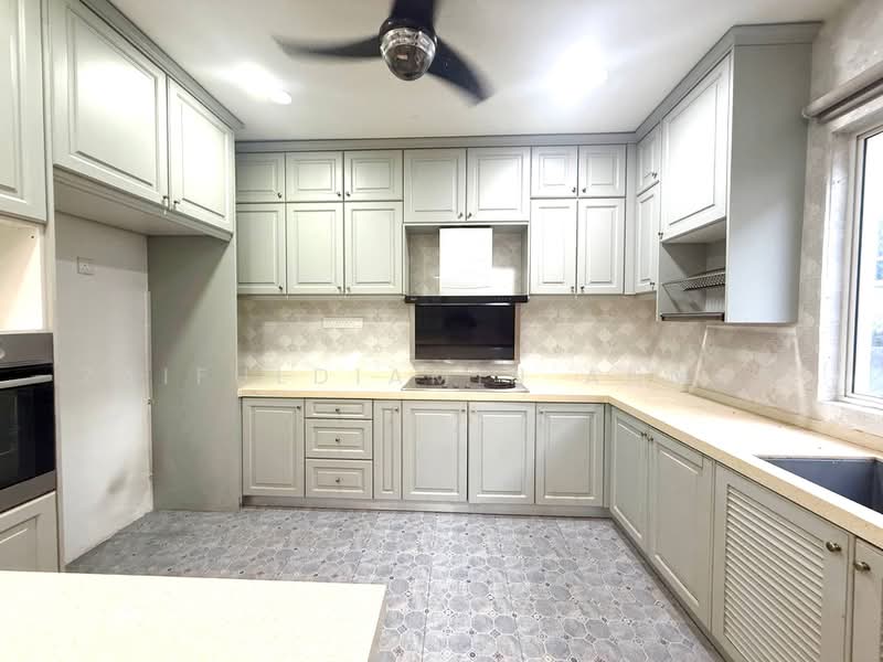 2-storey Terraced House for Sale in Bandar Baru Bangi (Selangor) - zaifuldiamin ahmad - Kitchen - PropertyGuru.com.my
