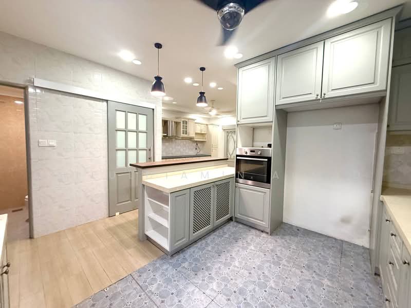 2-storey Terraced House for Sale in Bandar Baru Bangi (Selangor) - zaifuldiamin ahmad - Kitchen - PropertyGuru.com.my