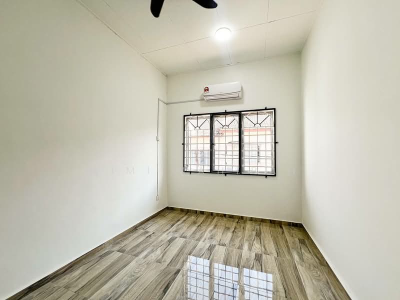 Rumah Teres 2-Tingkat untuk Dijual di Taman Kajang Prima (Kajang) - Aimi Mahirah - PropertyGuru.com.my