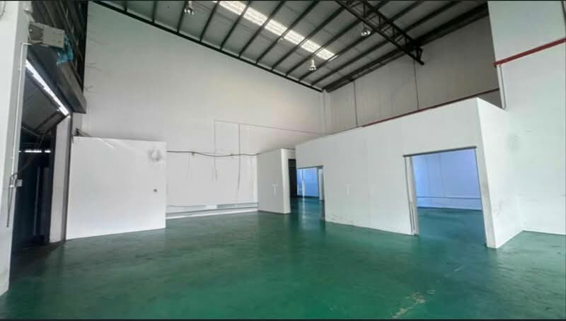 Factory for Rent in Eco Business Park 1 (Johor Bahru) - Kenneth Tan - Interior - PropertyGuru.com.my
