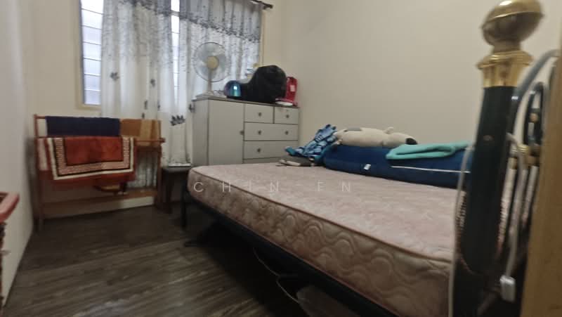 Apartment for Sale at Pangsapuri Sutera Wangi - CHIN FN - Bedroom - PropertyGuru.com.my