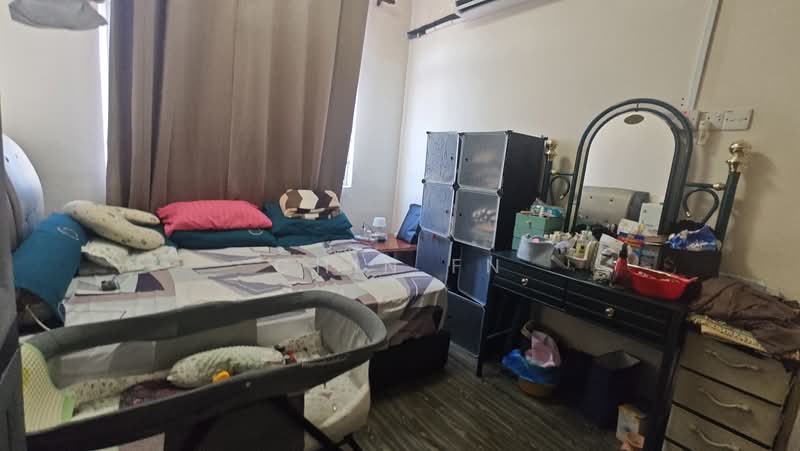 Apartment for Sale at Pangsapuri Sutera Wangi - CHIN FN - Bedroom - PropertyGuru.com.my