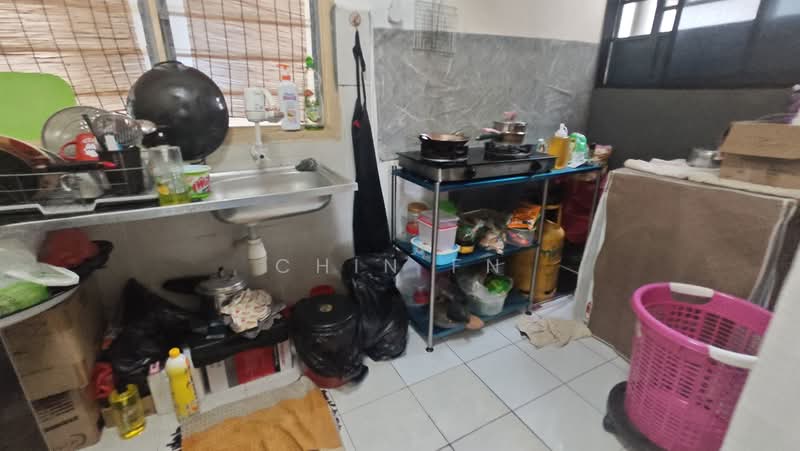 Apartment for Sale at Pangsapuri Sutera Wangi - CHIN FN - Kitchen - PropertyGuru.com.my