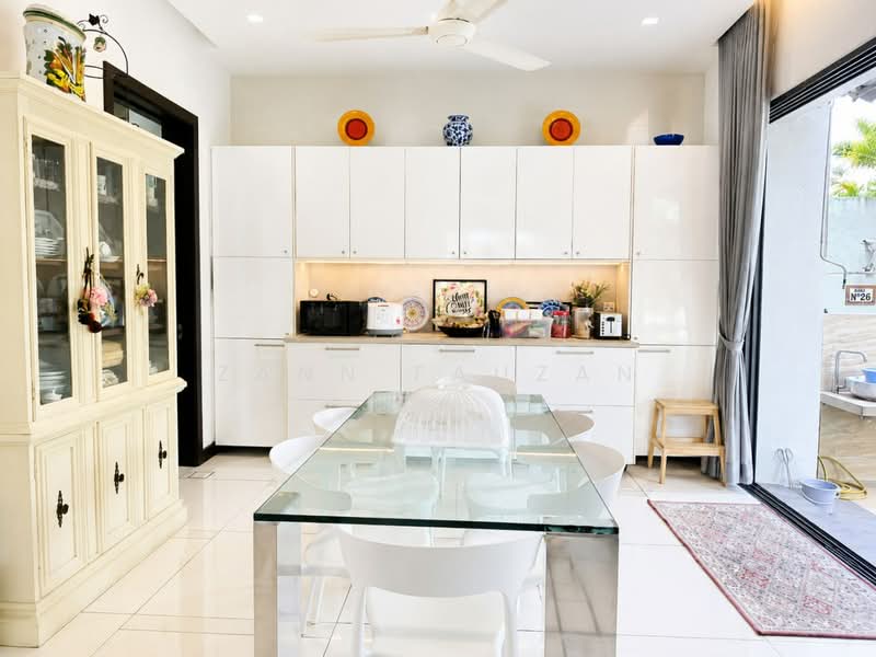 Semi-Detached House for Sale in Elmina (Shah Alam) - Zann Fauzan - Kitchen - PropertyGuru.com.my