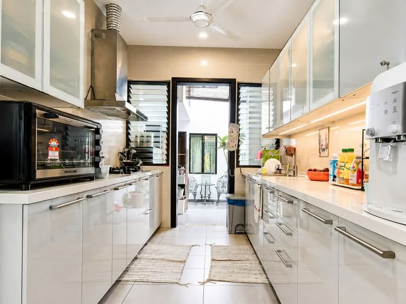 Semi-Detached House for Sale in Elmina (Shah Alam) - Zann Fauzan - Kitchen - PropertyGuru.com.my