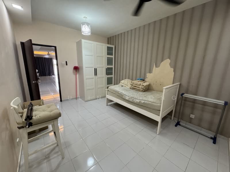 Rumah Bandar untuk Disewa di Batu Caves (Selangor) - Pauline Chong - Bedroom - PropertyGuru.com.my