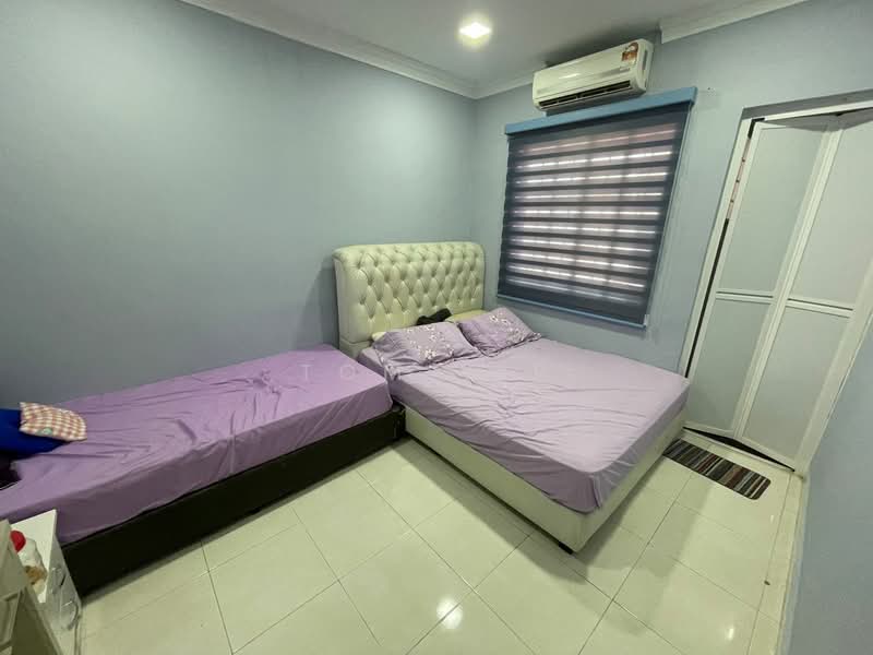 Rumah Teres 2-Tingkat untuk Dijual di Taman Bersatu (Rawang) - Tom Yip - Bedroom - PropertyGuru.com.my