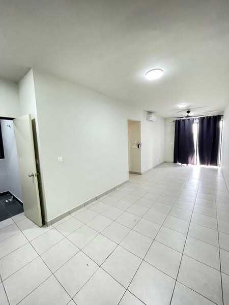 Pangsapuri untuk Disewa di Residensi Max - Vincent Lai - Living Room - PropertyGuru.com.my