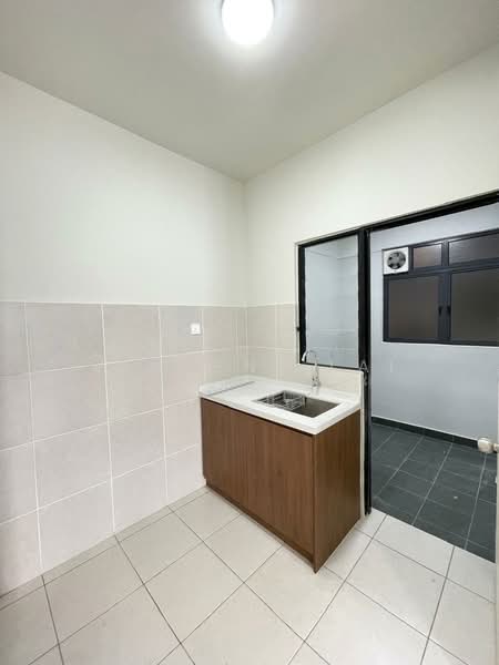Pangsapuri untuk Disewa di Residensi Max - Vincent Lai - Kitchen - PropertyGuru.com.my
