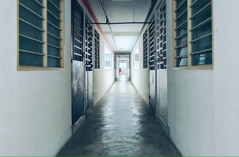 Apartment for Sale at Pangsapuri Sutera Wangi - CHIN FN - Corridor - PropertyGuru.com.my