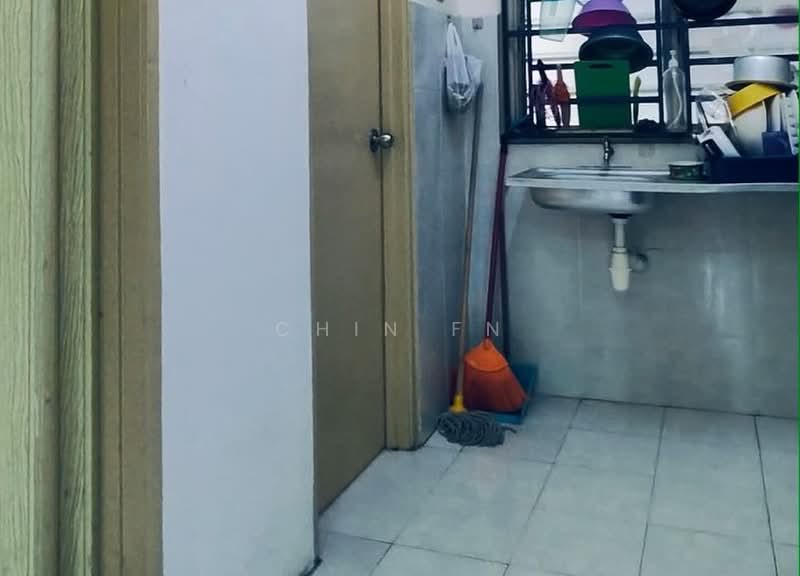 Apartment for Sale at Pangsapuri Sutera Wangi - CHIN FN - Kitchen - PropertyGuru.com.my