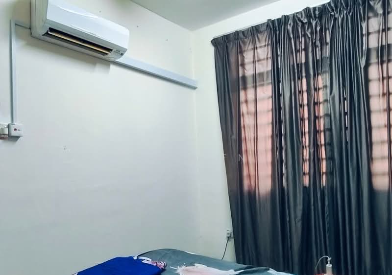 Apartment for Sale at Pangsapuri Sutera Wangi - CHIN FN - Bedroom - PropertyGuru.com.my