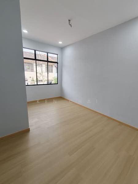 Rumah Teres 2-Tingkat untuk Dijual di Taman Puteri Wangsa (Ulu Tiram) - Ken Chai - PropertyGuru.com.my