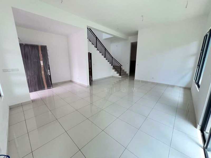 Cluster House for Sale in Johor Bahru (Johor) - Eva Siow - Living Room - PropertyGuru.com.my