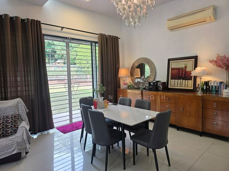 Rumah Teres 2.5-Tingkat untuk Dijual di Sutera Damansara (Damansara Damai) - Vincent Goh - Dining Room - PropertyGuru.com.my