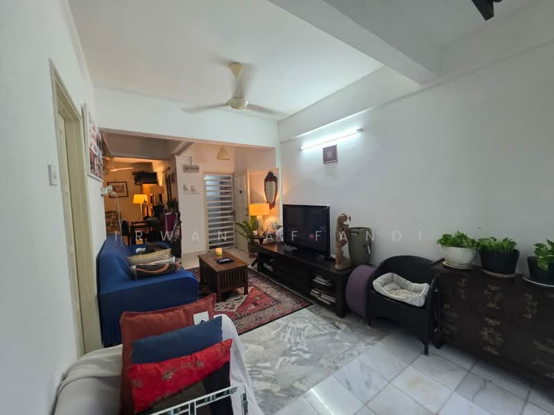 Pangsapuri untuk Dijual di Impian Kota - Irwan Affandi - Living Room - PropertyGuru.com.my