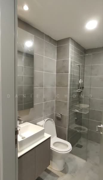 Service Residence for Sale at Millerz Square Serviced Residence - Daniel Chong - Bathroom - PropertyGuru.com.my