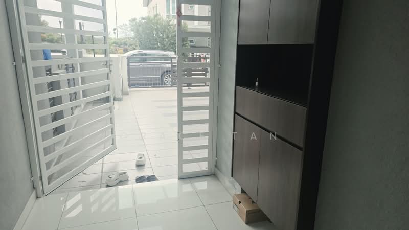 3-storey Terraced House for Sale in Tiara South (Semenyih) - Grace Tan - PropertyGuru.com.my
