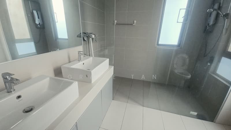 3-storey Terraced House for Sale in Tiara South (Semenyih) - Grace Tan - PropertyGuru.com.my